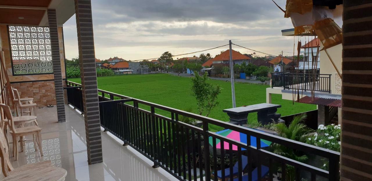 Sun Homestay Canggu Exterior foto