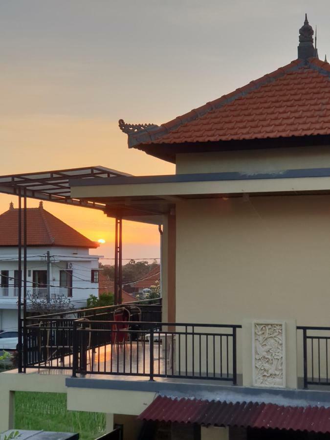 Sun Homestay Canggu Exterior foto